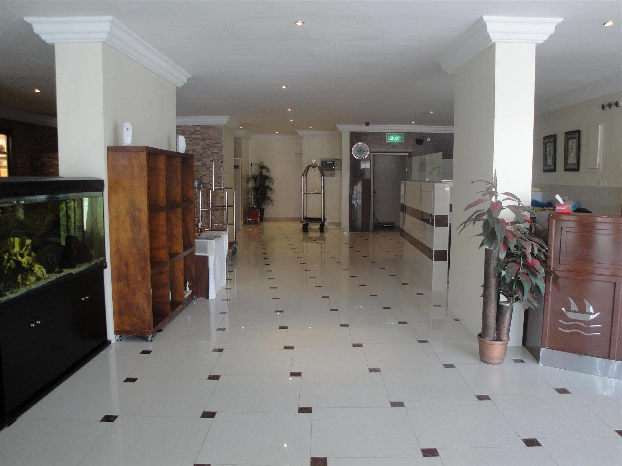 Marina Royal Hotel Suites Kuvait Kültér fotó