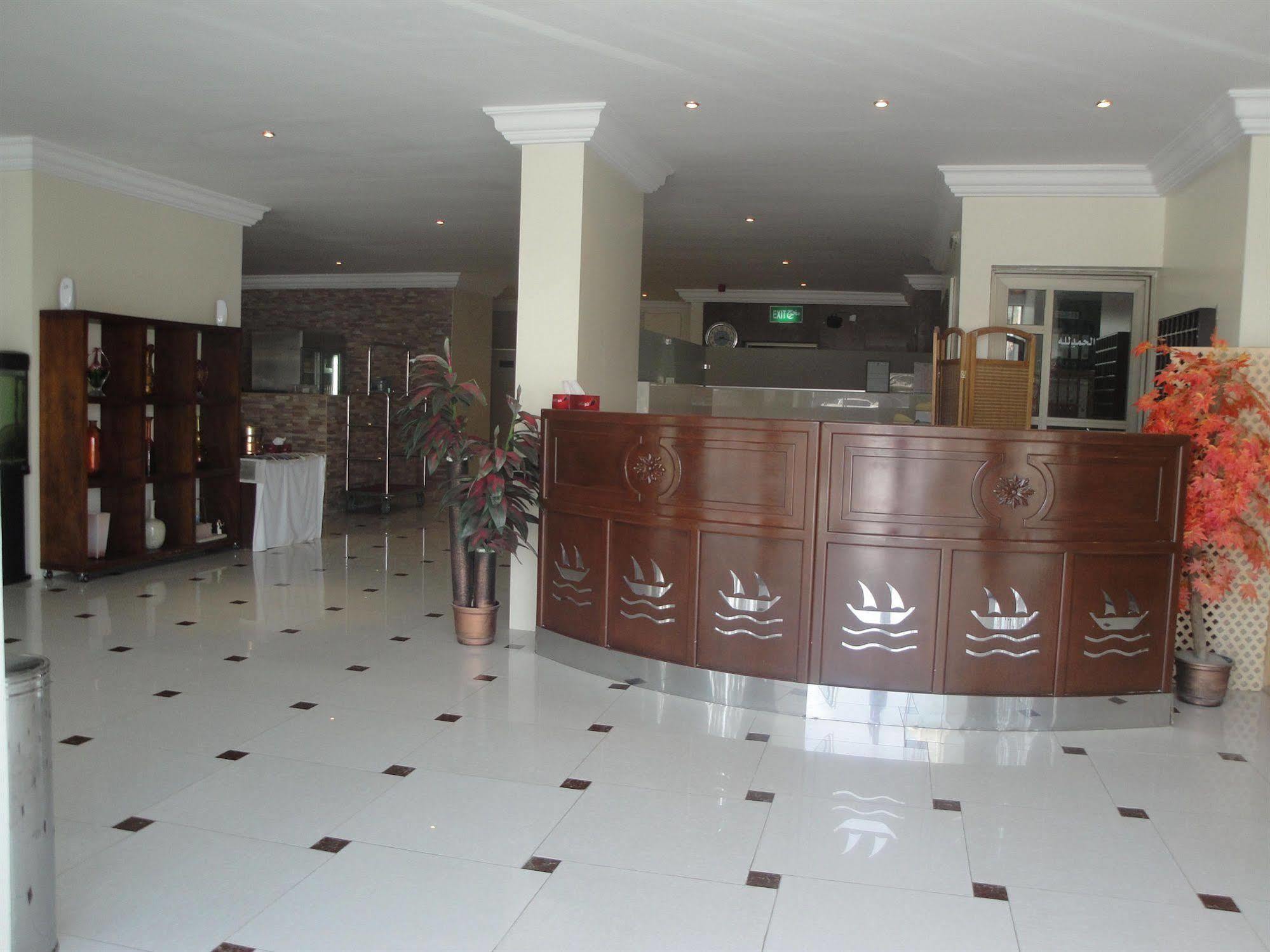 Marina Royal Hotel Suites Kuvait Kültér fotó