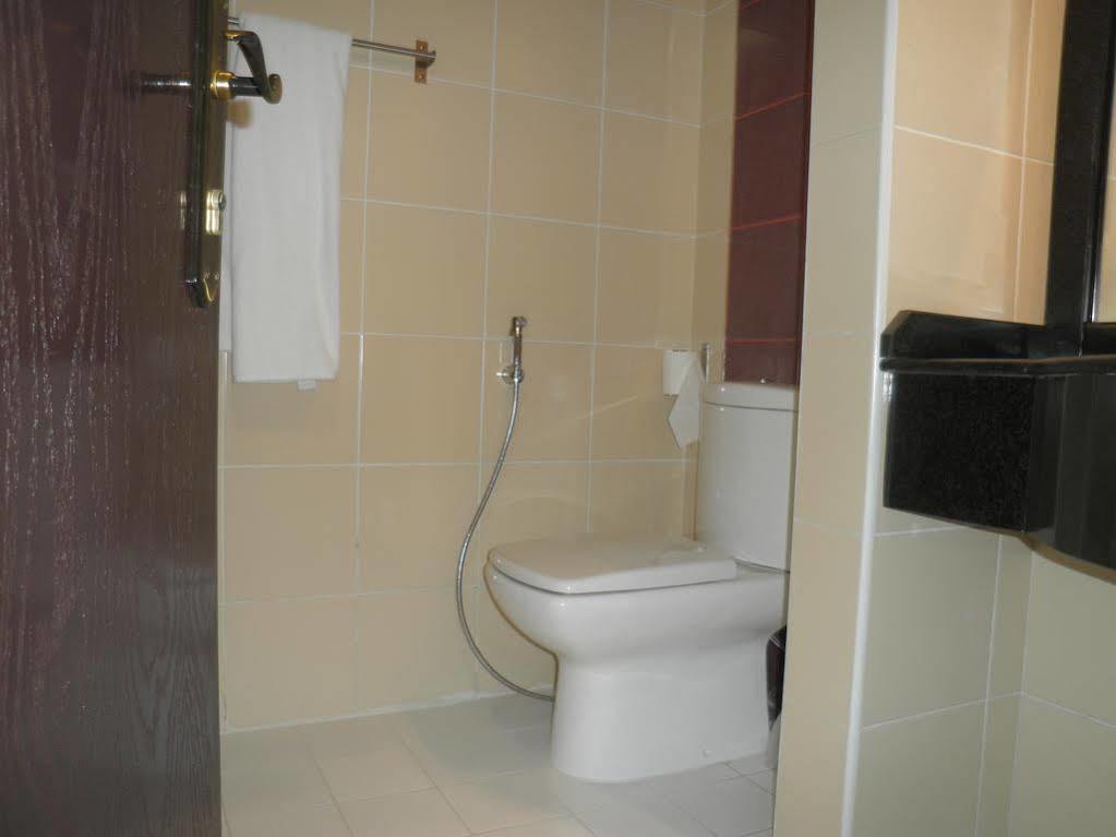 Marina Royal Hotel Suites Kuvait Kültér fotó